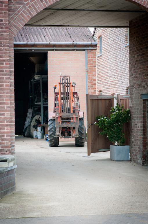 B&B De Fruithoeve Hoeselt Exteriér fotografie