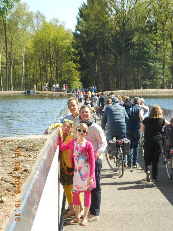 B&B De Fruithoeve Hoeselt Exteriér fotografie
