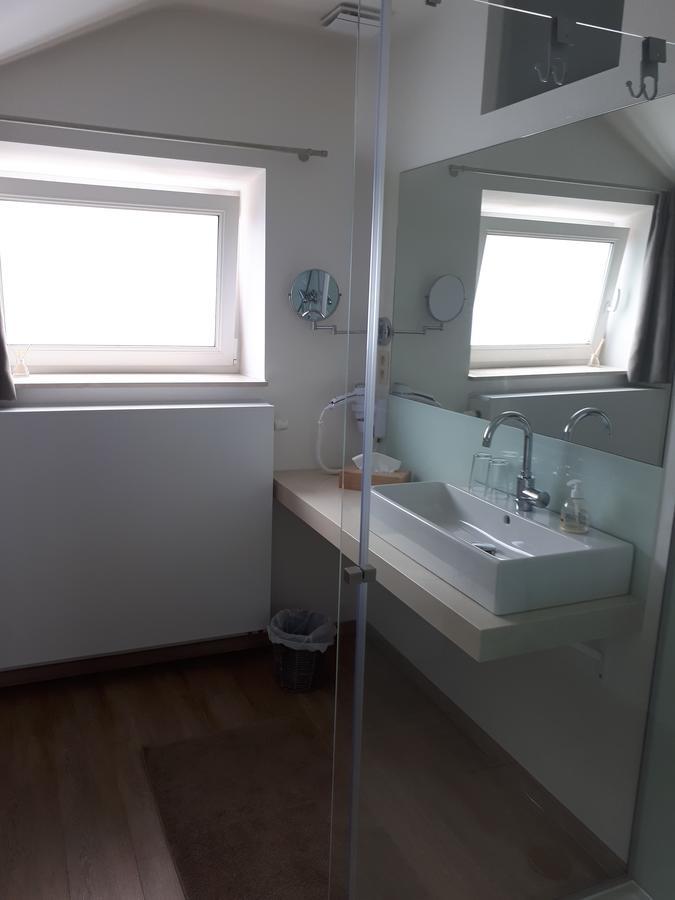 B&B De Fruithoeve Hoeselt Exteriér fotografie